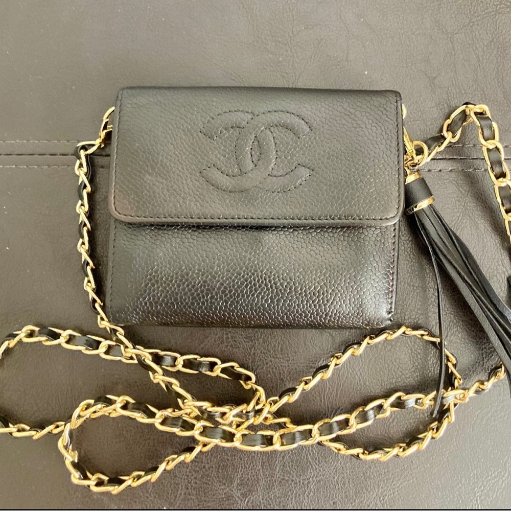Authentic Chanel mini wallet